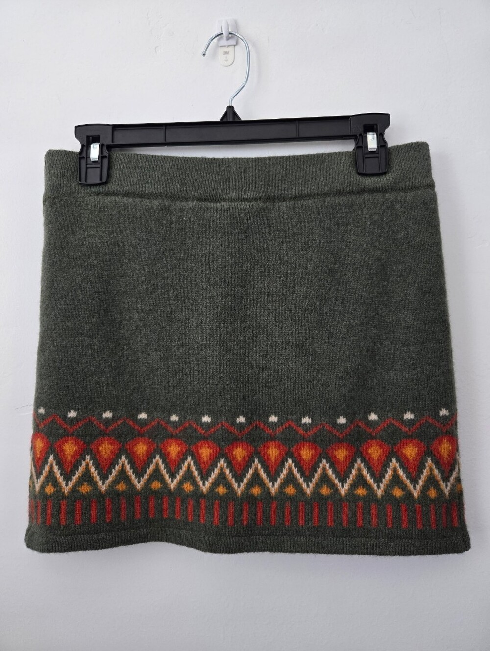 Skhoop Ullis Skirt Nordic inspired Lambswool Blend. Olive. Size small.